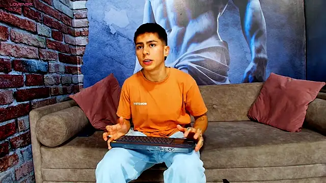 Aron pulse online show from March 5, 2026, 1:18 pm