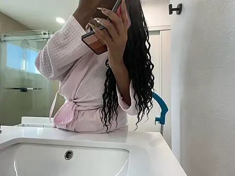 Snapshot of Anadia_Starr chatting on February 17, 2026, 11:22 pm Anadia Starr online show from February 17, 2026, 11:22 pm