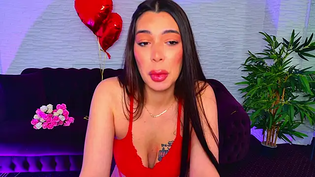 MollyDolley online show from February 16, 2026, 8:49 pm