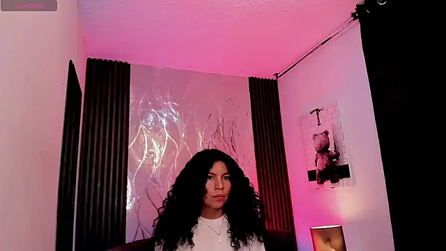 Zoe-yanin online show from February 4, 2026, 3:40 pm