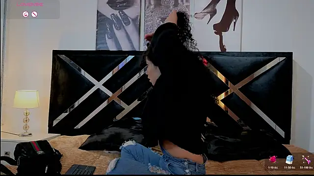 Zoe-yanin online show from March 31, 2026, 6:41 pm