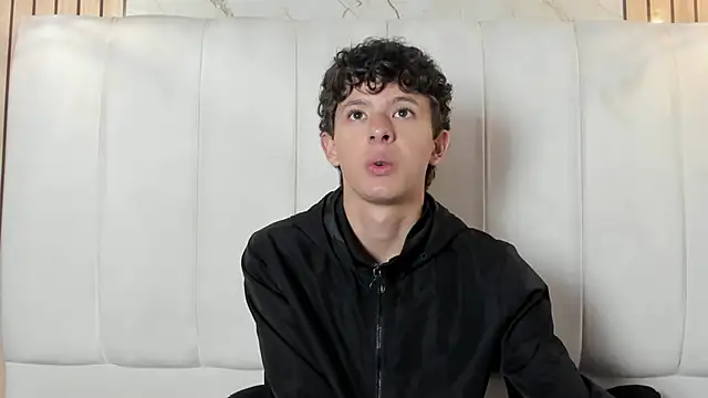 Snapshot of David_Roy_ chatting on February 23, 2026, 12:57 pm David Roy online show from February 23, 2026, 12:57 pm