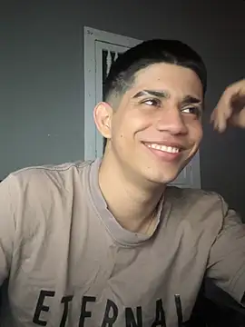 Thiago Olsen online show from February 18, 2026, 11:17 am