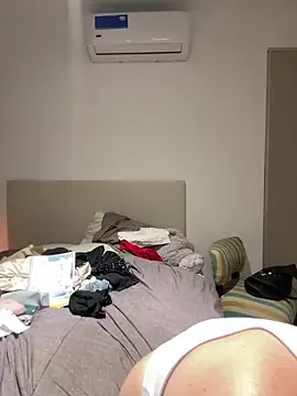 Snapshot of lolaaculaa chatting on February 12, 2026, 1:55 am lolaaculaa online show from February 12, 2026, 1:55 am