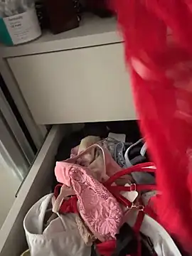 Snapshot of lolaaculaa chatting on March 28, 2026, 6:51 pm lolaaculaa online show from March 28, 2026, 6:51 pm