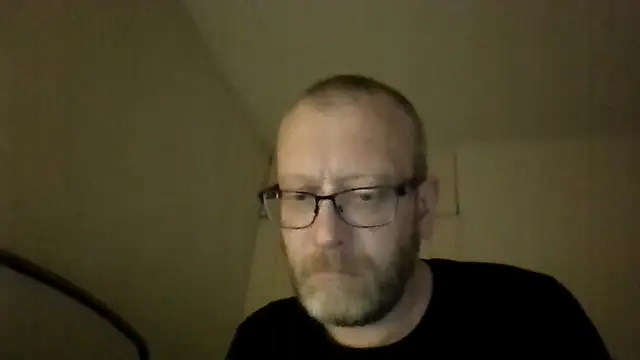 Snapshot of UnshodSixties chatting on May 27, 2026, 10:18 pm UnshodSixties online show from May 27, 2026, 10:18 pm