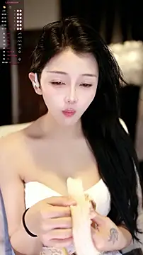 xiaomoli928 online show from April 2, 2026, 8:28 pm