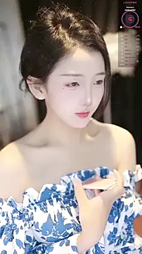 xiaomoli928 online show from July 18, 2026, 9:29 pm