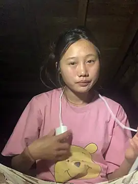 ngoccc-nga online show from February 14, 2026, 1:08 pm