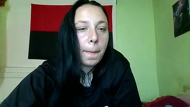 Snapshot of MillaSourety chatting on June 13, 2026, 11:19 am MillaSourety online show from June 13, 2026, 11:19 am
