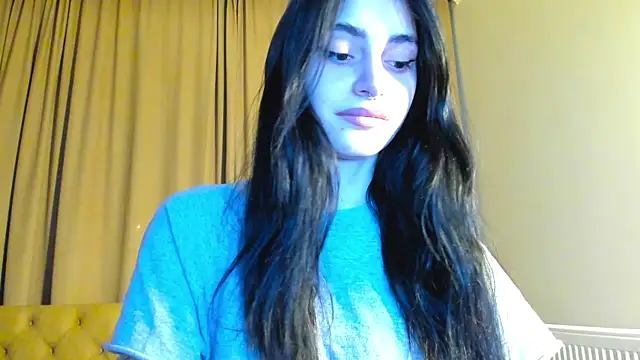 Snapshot of Lesyalisss chatting on May 26, 2026, 8:38 pm Lesyalisss online show from May 26, 2026, 8:38 pm