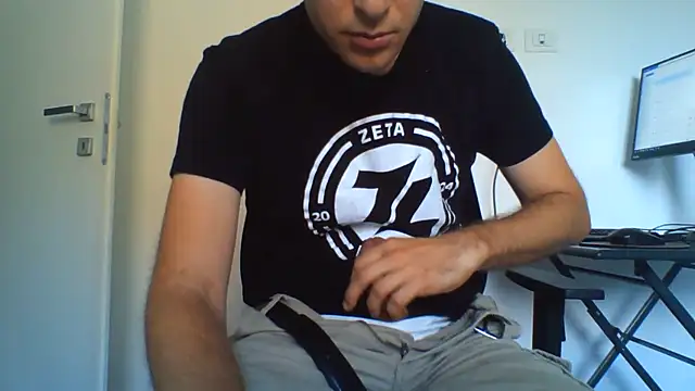 Snapshot of andre_italy chatting on July 20, 2026, 8:50 am andre italy online show from July 20, 2026, 8:50 am