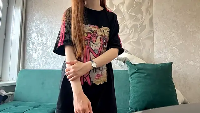 Snapshot of JuliaPoljak chatting on March 26, 2026, 5:35 am JuliaPoljak online show from March 26, 2026, 5:35 am