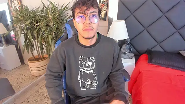 kai storn online show from March 26, 2026, 11:27 am