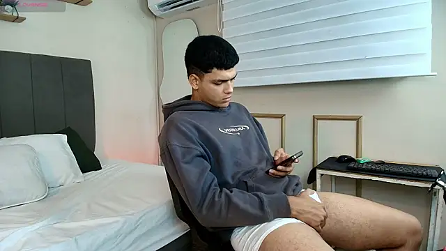 Keinner BigDick online show from July 24, 2026, 12:52 am
