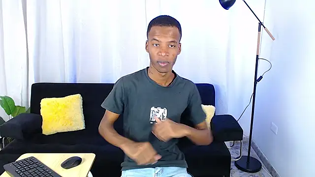 gusy 18 online show from February 17, 2026, 8:37 pm