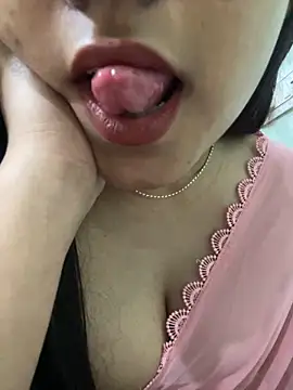 serenaaaax online show from March 22, 2026, 4:32 pm