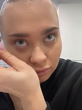 MonicaWestt online show from February 21, 2026, 9:21 am