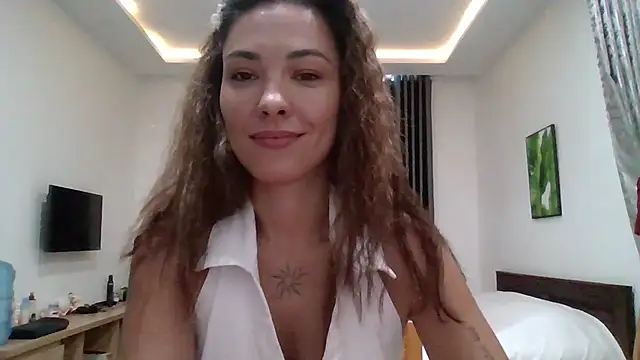Snapshot of Dream_Petal_ chatting on July 9, 2026, 7:45 am Dream Petal online show from July 9, 2026, 7:45 am