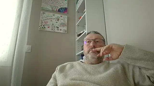 Snapshot of doudou310 chatting on February 4, 2026, 7:36 am doudou310 online show from February 4, 2026, 7:36 am