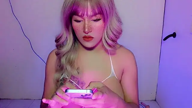 Snapshot of ChloeAsian chatting on April 3, 2026, 9:18 am ChloeAsian online show from April 3, 2026, 9:18 am