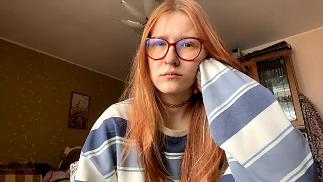 Snapshot of LaureenVielma chatting on March 6, 2026, 7:16 am LaureenVielma online show from March 6, 2026, 7:16 am