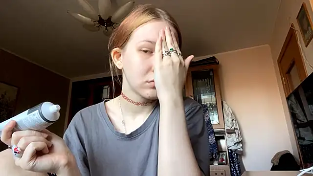 Snapshot of LaureenVielma chatting on March 22, 2026, 7:12 am LaureenVielma online show from March 22, 2026, 7:12 am