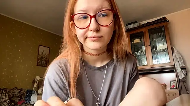 Snapshot of LaureenVielma chatting on March 27, 2026, 8:26 am LaureenVielma online show from March 27, 2026, 8:26 am