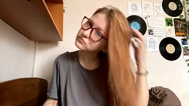 Snapshot of LaureenVielma chatting on April 10, 2026, 8:30 am LaureenVielma online show from April 10, 2026, 8:30 am