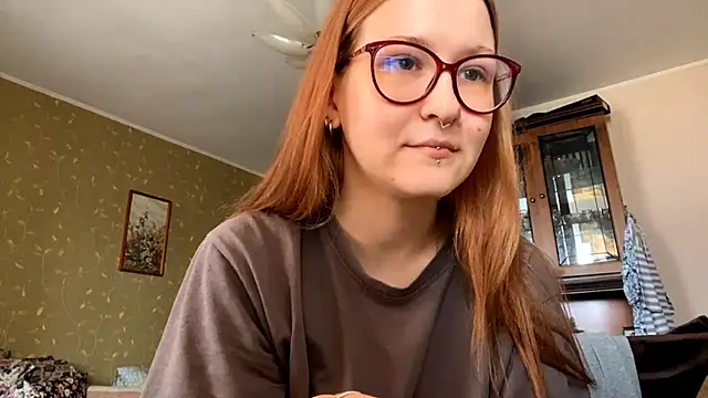 Snapshot of LaureenVielma chatting on April 11, 2026, 7:45 am LaureenVielma online show from April 11, 2026, 7:45 am