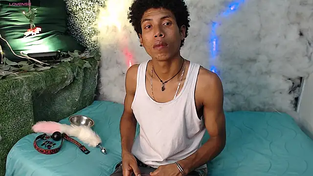 Snapshot of Walkers05 chatting on March 11, 2026, 1:33 am Walkers05 online show from March 11, 2026, 1:33 am