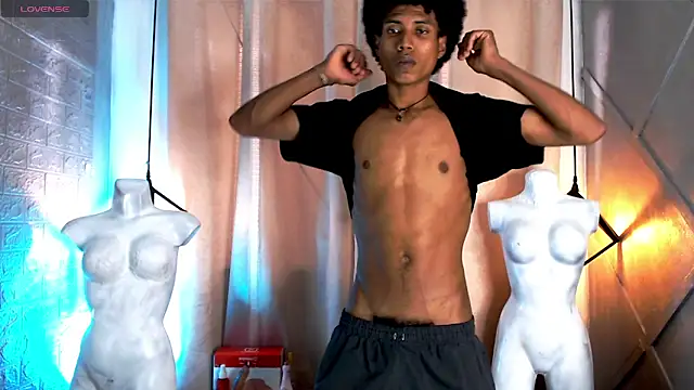 Snapshot of Walkers05 chatting on March 28, 2026, 5:56 pm Walkers05 online show from March 28, 2026, 5:56 pm