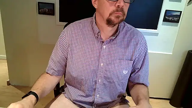 Snapshot of Scotsmanx chatting on June 30, 2026, 1:45 pm Scotsmanx online show from June 30, 2026, 1:45 pm