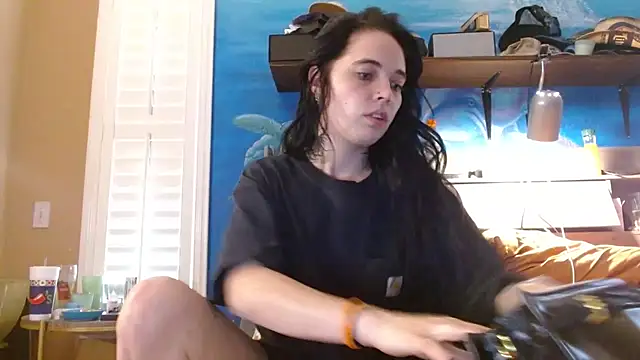 ahungkittykat online show from May 27, 2026, 5:10 pm
