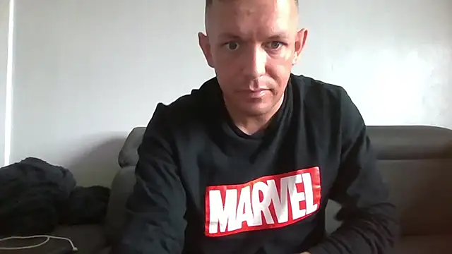 verscub6969 online show from March 6, 2026, 9:28 am