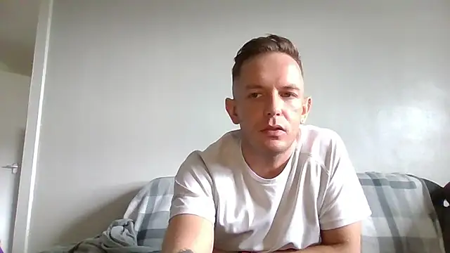 verscub6969 online show from April 16, 2026, 4:08 pm