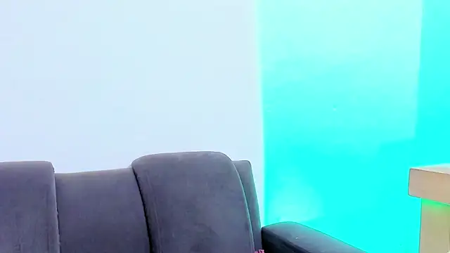 Emely pregnantt online show from February 24, 2026, 11:25 pm