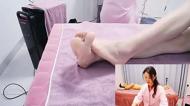 Snapshot of anne2026 chatting on March 12, 2026, 1:12 am anne2026 online show from March 12, 2026, 1:12 am