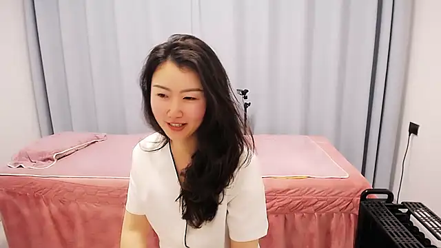 Snapshot of anne2026 chatting on April 4, 2026, 1:37 am anne2026 online show from April 4, 2026, 1:37 am