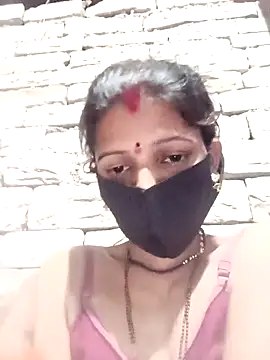 Snapshot of Divya-11431 chatting on February 10, 2026, 4:00 pm Divya-11431 online show from February 10, 2026, 4:00 pm