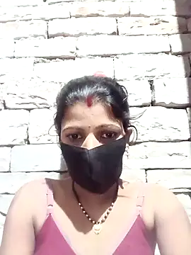 Snapshot of Divya-11431 chatting on March 7, 2026, 4:04 pm Divya-11431 online show from March 7, 2026, 4:04 pm