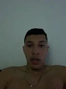 Snapshot of AlexP1090 chatting on June 10, 2026, 4:01 am AlexP1090 online show from June 10, 2026, 4:01 am