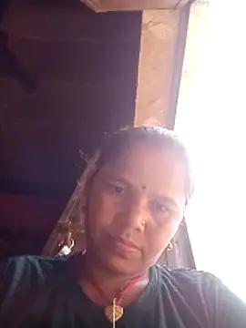 Snapshot of Pooja_sahu chatting on April 26, 2026, 5:27 am Pooja sahu online show from April 26, 2026, 5:27 am