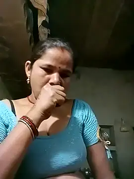 Snapshot of Pooja_sahu chatting on May 7, 2026, 6:46 pm Pooja sahu online show from May 7, 2026, 6:46 pm