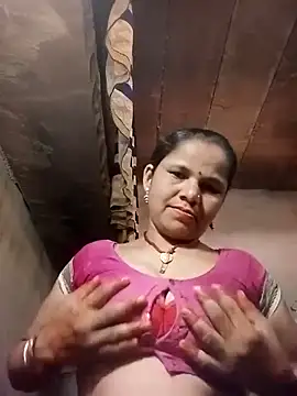 Snapshot of Pooja_sahu chatting on May 15, 2026, 5:25 am Pooja sahu online show from May 15, 2026, 5:25 am