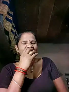 Snapshot of Pooja_sahu chatting on May 29, 2026, 5:05 am Pooja sahu online show from May 29, 2026, 5:05 am