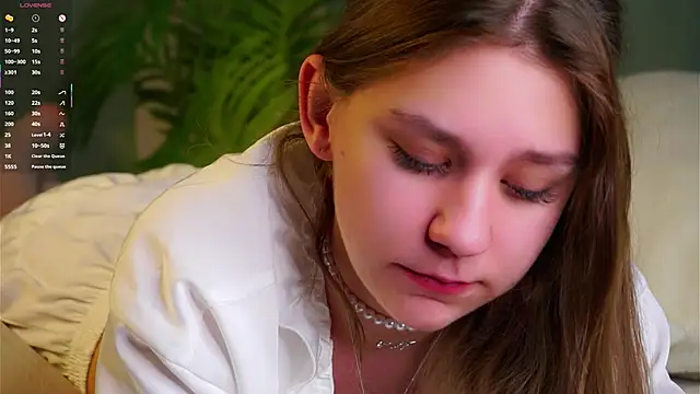 ShantellAngulo online show from February 17, 2026, 1:24 am