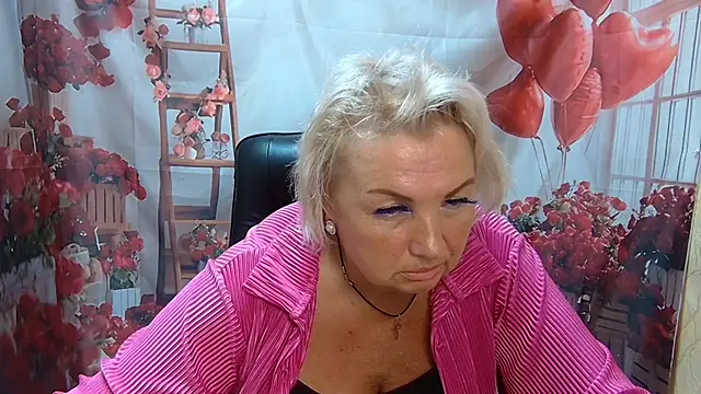 RenataDaster online show from July 5, 2026, 4:47 pm