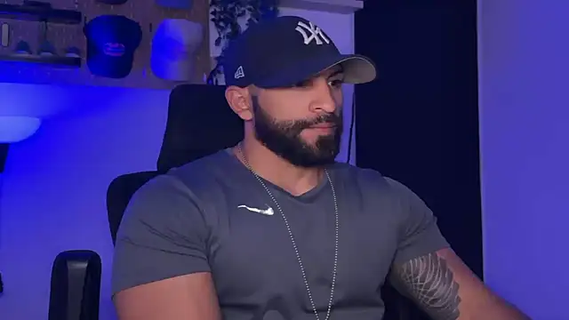 SamDornan51 online show from April 1, 2026, 11:57 pm