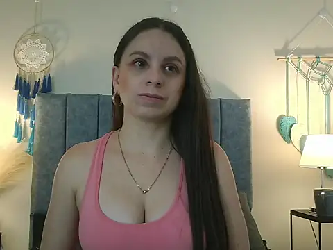 Snapshot of NatalyGuzman26 chatting on February 26, 2026, 10:58 am NatalyGuzman26 online show from February 26, 2026, 10:58 am